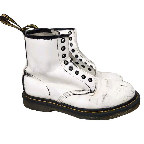 Dr. Martens Shoes - Dr Doc Martens Womens LUANA White Leather Ankle Boots Sz 8 Air Wair